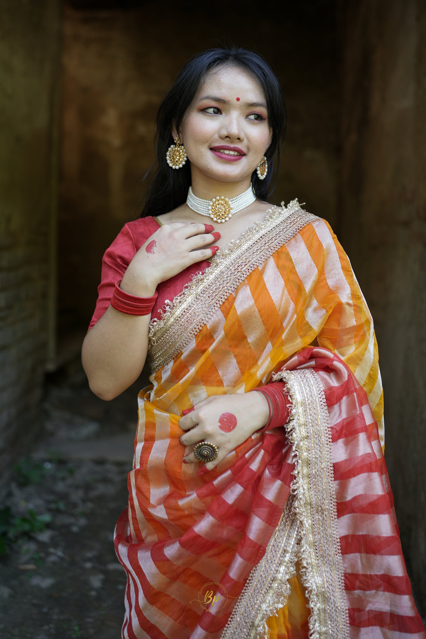 Dual colour handwoven plane tissue saree with gota patti
