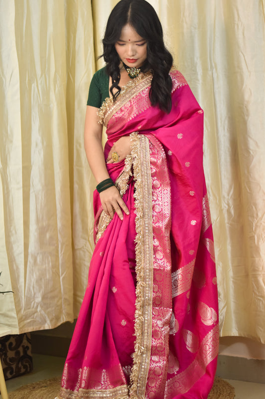 Banarasi Semi Silk Saree With Buti Zari Weaving & Lace Border - Rani