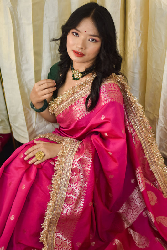 Banarasi Semi Silk Saree With Buti Zari Weaving & Lace Border - Rani