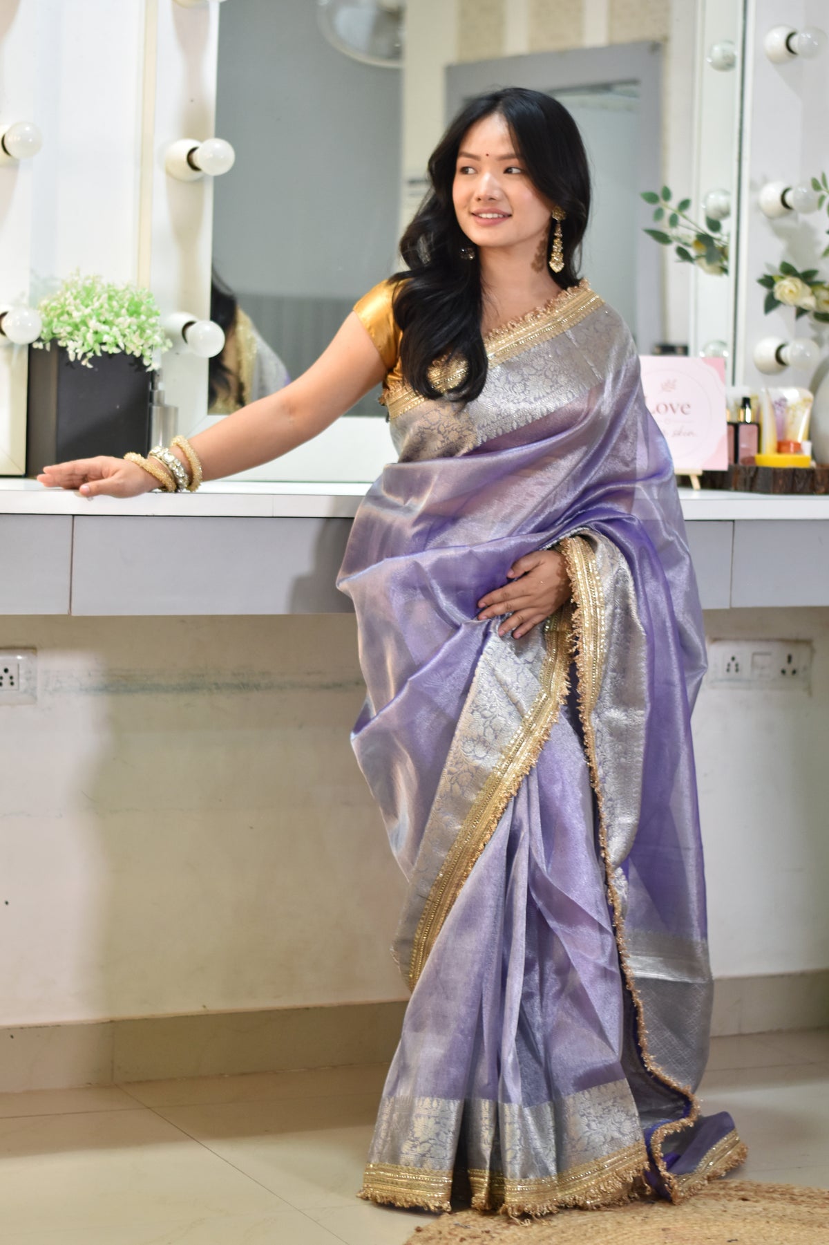 Lustrous Lavender Banarasi Tissue Saree with Grand Silver Zari Pallu